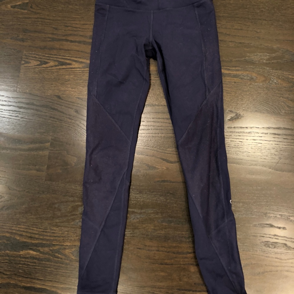 Alo Undertone Legging with Zippers